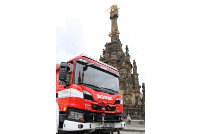 Slavnostní předání cisternové automobilové stříkačky JSDH Olomouc - Chválkovice