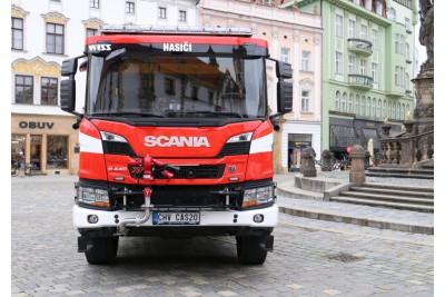 Slavnostní předání cisternové automobilové stříkačky JSDH Olomouc - Chválkovice