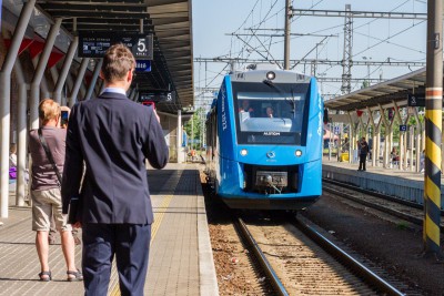 V Olomouci se představil vlak budoucnosti. Jezdí na vodík