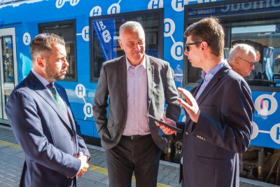 V Olomouci se představil vlak budoucnosti. Jezdí na vodík