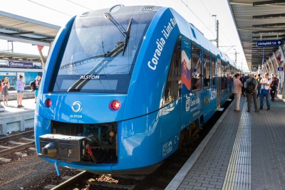 V Olomouci se představil vlak budoucnosti. Jezdí na vodík