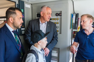 V Olomouci se představil vlak budoucnosti. Jezdí na vodík