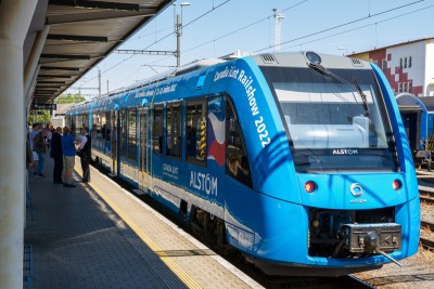 V Olomouci se představil vlak budoucnosti. Jezdí na vodík