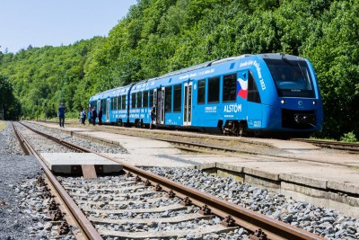 V Olomouci se představil vlak budoucnosti. Jezdí na vodík