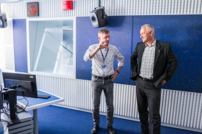 Český rozhlas Olomouc vysílá z nových prostor. Hejtman si zákulisí rádia prohlédnul