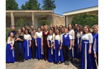 Hranický pěvecký sbor Cantabile zazpíval na přehlídce v Lidicích