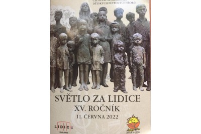 Hranický pěvecký sbor Cantabile zazpíval na přehlídce v Lidicích