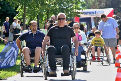 Olomoucká štafeta nabízí pohled na svět očima vozíčkářů
