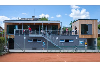 Tenisté ze Zábřehu se radují z moderního zázemí; foto: Město Zábřeh