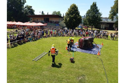 V Lošticích slavili 130 let od založení sboru dobrovolných hasičů; foto: SDH Loštice