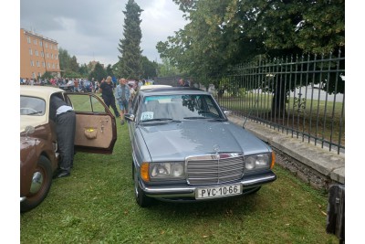 Veteránská rallye projela Hanou
