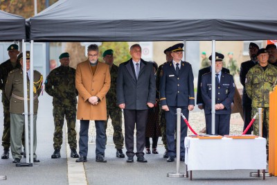 Žižkova kasárna ožila slavnostním nástupem vojenské policie