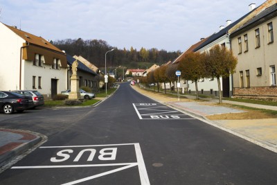 	V obci Buk řidiči projedou po nově opravené silnici