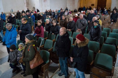 Svatá Barbora, Marie a Josef váží půl tuny. Bít začnou na konci adventu