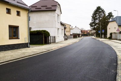 Dřevohostice dokončily opravu silnice