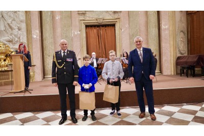 Hasičský záchranný sbor rozdal medaile. Oceněn byl i hejtman a dva školáci
