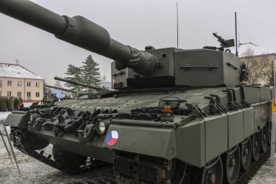 Tankisté mají prvního Leoparda. Ocelová pěst posílí