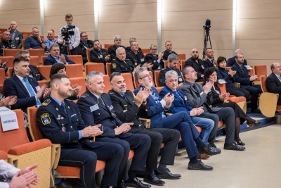 Policisté z měst a obcí zaplnili Olomouc