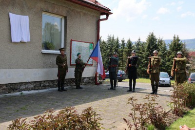 Ženisté mají na Staroměstsku pamětní desku