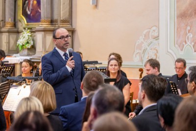 Operní pěvec Adam Plachetka zahájil Klášterní hudební slavnosti