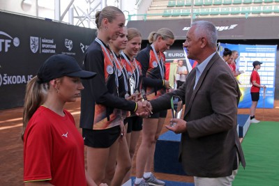Čeští juniorští tenisté si z mistrovství světa odváží historická dvě zlata
