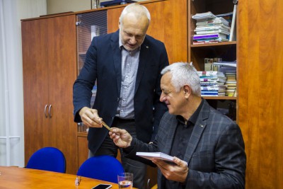 Hejtman debatoval se studenty uničovského gymnázia