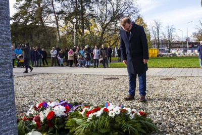 Kraj uctil Den boje za svobodu a demokracii