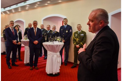 Velitelství pozemních sil jednalo s významnými olomouckými představiteli