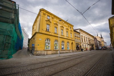 Neziskovka Za sklem otevřela v Olomouci nové prostory pro klienty s autismem