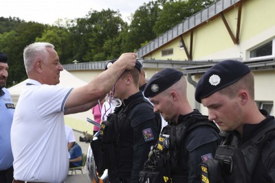 Záchranáře a policisty prověřily v Jeseníkách simulované zásahy