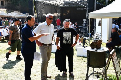 Helfštýn zářil ohněm a zvonil kovadlinami