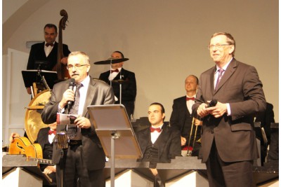 Zleva ředitel muzea Břetislav Holásek, hejtman Martin Tesařík