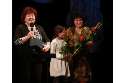 Cena za výjimečný počin roku v oblasti ochrany a popularizace kulturních hodnot: Zvonařská dílna Tomášková-Dytrychová (cenu převzala Marie Tomášková-Dytrychová)