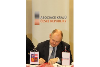 img-8385small.jpg