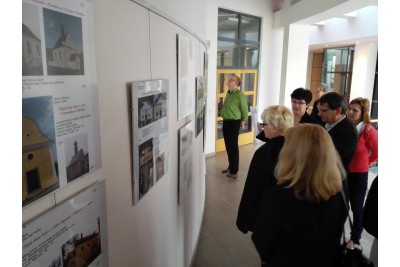 Výstava "Olomoucký kraj podporuje opravy památek"
