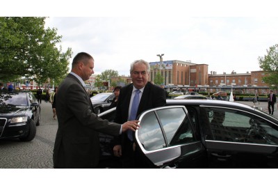 Prezident Zeman zahájil třídenní návštěvu Olomouckého kraje