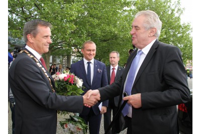 Prezident Zeman zahájil třídenní návštěvu Olomouckého kraje