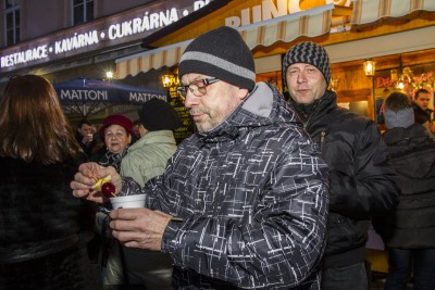 Punč s hejtmanem vynesl 40 tisíc korun