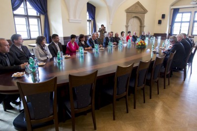 prezident-1-102.jpg