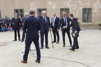 prezident-3-262.jpg