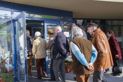 Hejtman Rozbořil otevřel zrekonstruovaný dům seniorů v Náměšti na Hané