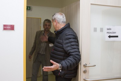 Hejtman Rozbořil otevřel zrekonstruovaný dům seniorů v Náměšti na Hané