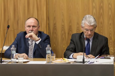 Olomoucký kraj má nové vedení. Hejtmanem je Oto Košta