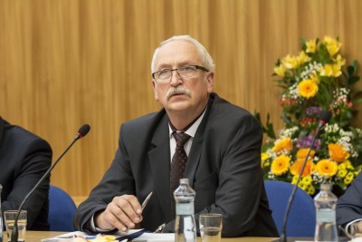 Olomoucký kraj má nové vedení. Hejtmanem je Oto Košta