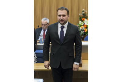 Olomoucký kraj má nové vedení. Hejtmanem je Oto Košta