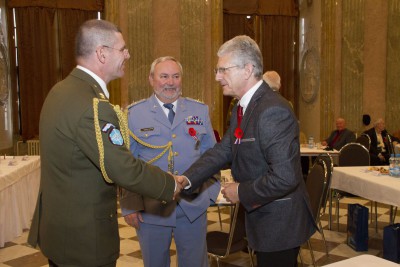 Hejtman uctil památku obětí vojenských konfliktů a poděkoval válečným veteránům