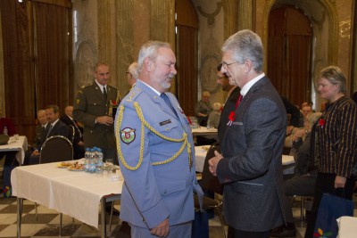 Hejtman uctil památku obětí vojenských konfliktů a poděkoval válečným veteránům