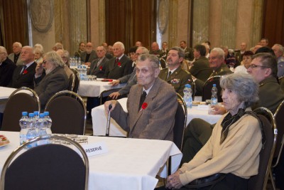 Hejtman uctil památku obětí vojenských konfliktů a poděkoval válečným veteránům