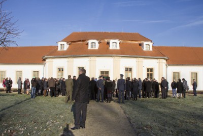 Dětské oddělení, které se bude komplexně zabývat následnou intenzivní péčí, dnes slavnostně otevřeli ve Vojenské nemocnici v Olomouci. Specializované pracoviště je jediné svého druhu v České republice.