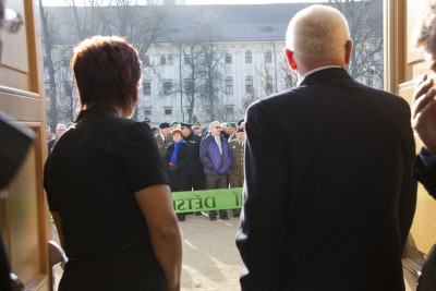 Dětské oddělení, které se bude komplexně zabývat následnou intenzivní péčí, dnes slavnostně otevřeli ve Vojenské nemocnici v Olomouci. Specializované pracoviště je jediné svého druhu v České republice.